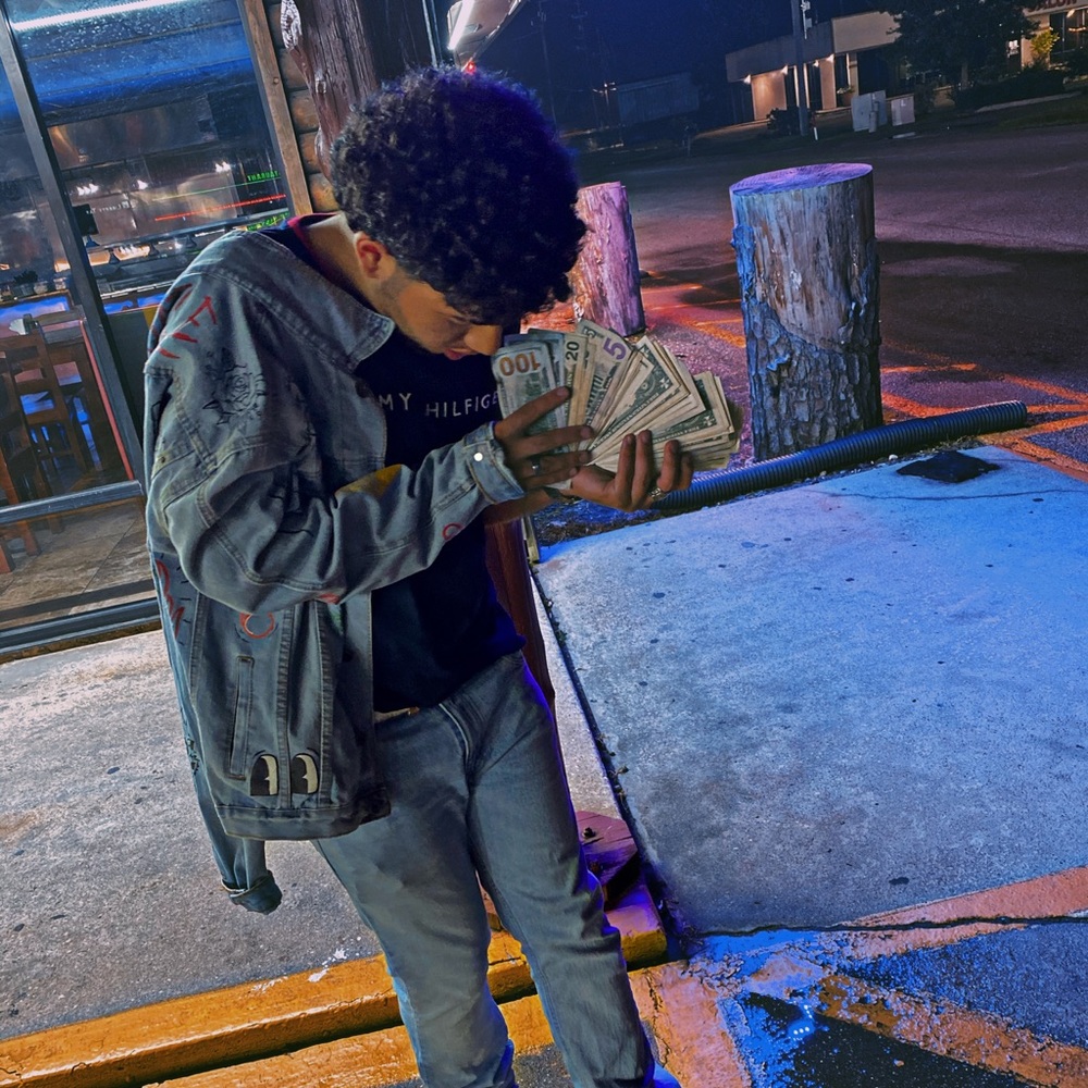 Meet your Posher, Leonardo